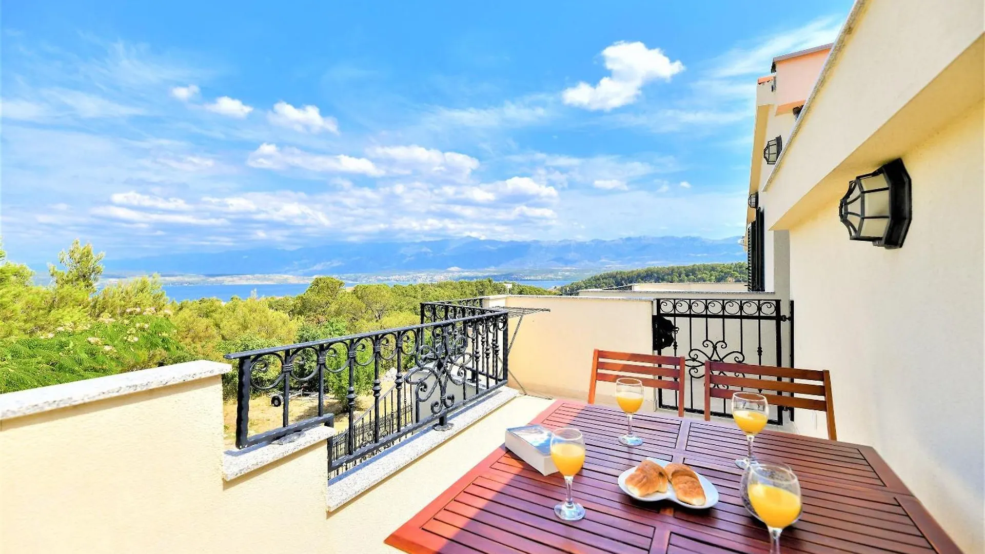 Apartments Lucija Novigrad   Novigrad (Dalmatia)