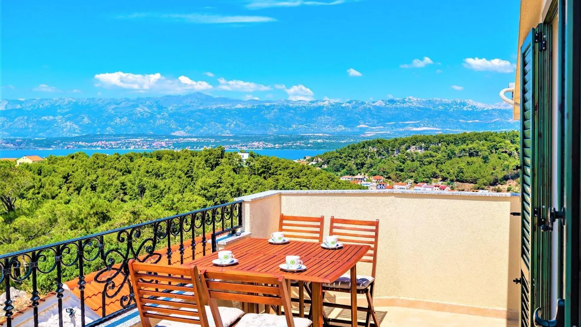 Apartments Lucija Novigrad   Novigrad (Dalmatia)